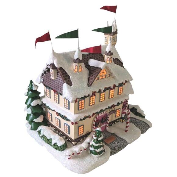 Hawthorne Village Santa & Mrs Claus' Castle Rudolph's Christmas Town Light Posts - Picture 10 of 16